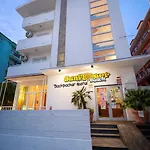 Sunflower Backpacker & Bar Rimini