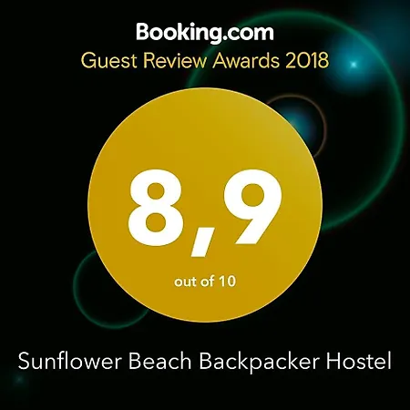 Sunflower Backpacker & Bar