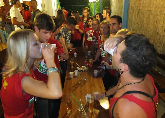 Hostel Sunflower Backpacker & Bar Ρίμινι